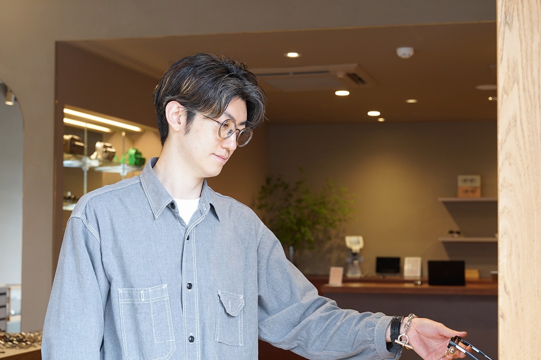 HibiMegane ONLINE SHOP / おしゃれな大人の所持率No.1【YUICHI TOYAMA